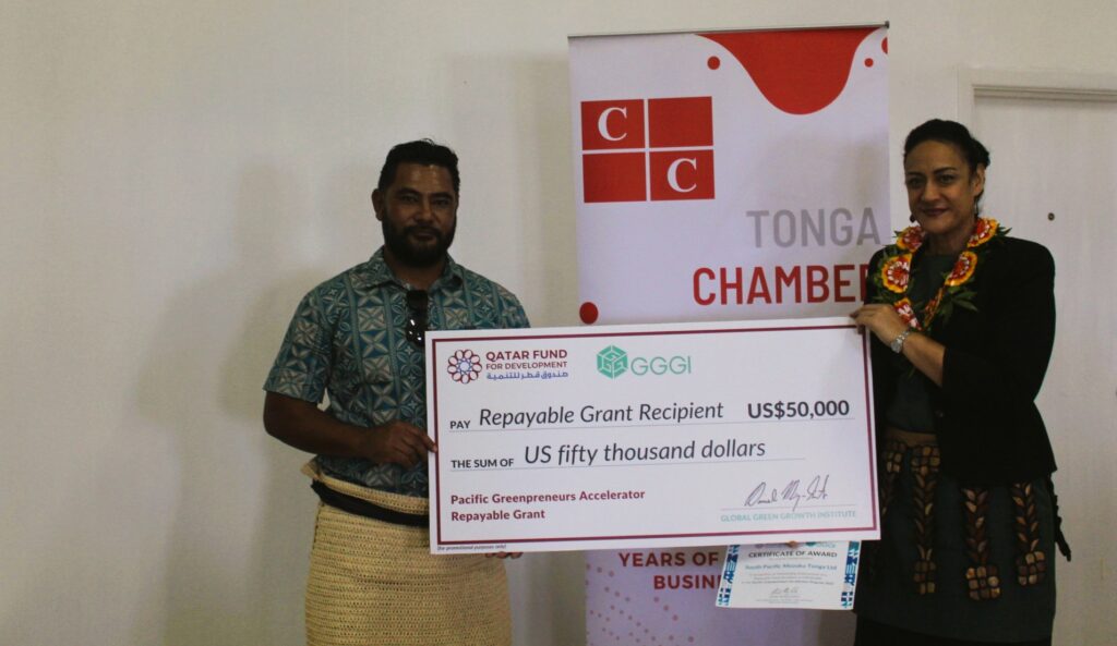 Photo 3. South Pacific Mozuku Winner of Tonga Cohort 2023 Pacific Greenpreneurs Network Accelerator Program