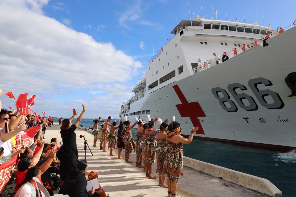 Survey respondents ranked China as Tonga's 2nd best friend behind New Zealand. Photo shows Tongans farewell the Chinese naval hospital ship Peace Ark on its goodwill mission visit to Tonga in 2023