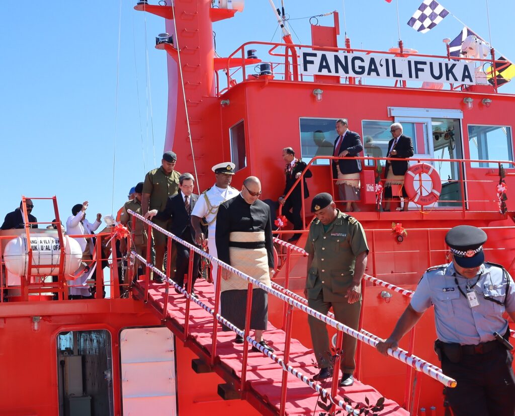 His Majesty King Tupou VI with H.E. Mr. Inagaki Hisao, Ambassador of Japan to Tonga, disembarking after inspecting the new tugboat, MV Fanga 'I Lifuka. Photo - Embassy of Japan to Tonga