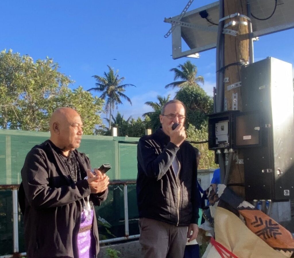 Secretary General Sione Taumoefolau and H.E. Philip Malone commissions Kotu’s first emergency warning siren for disaster preparedness.
